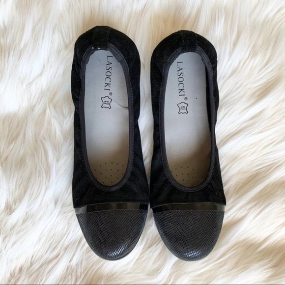 Worn Once Leather Suede Ballet Flats - Picture 5 of 5